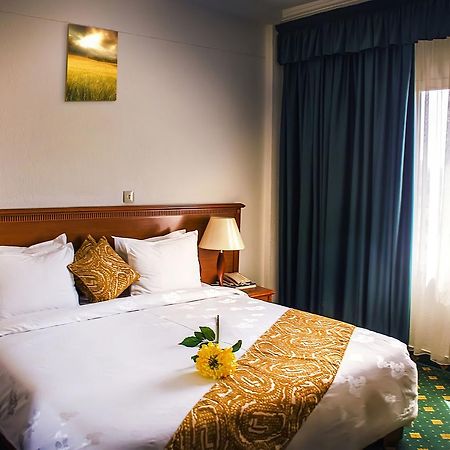 Hotel Splendid Ouagadougou Kültér fotó