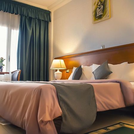Hotel Splendid Ouagadougou Kültér fotó
