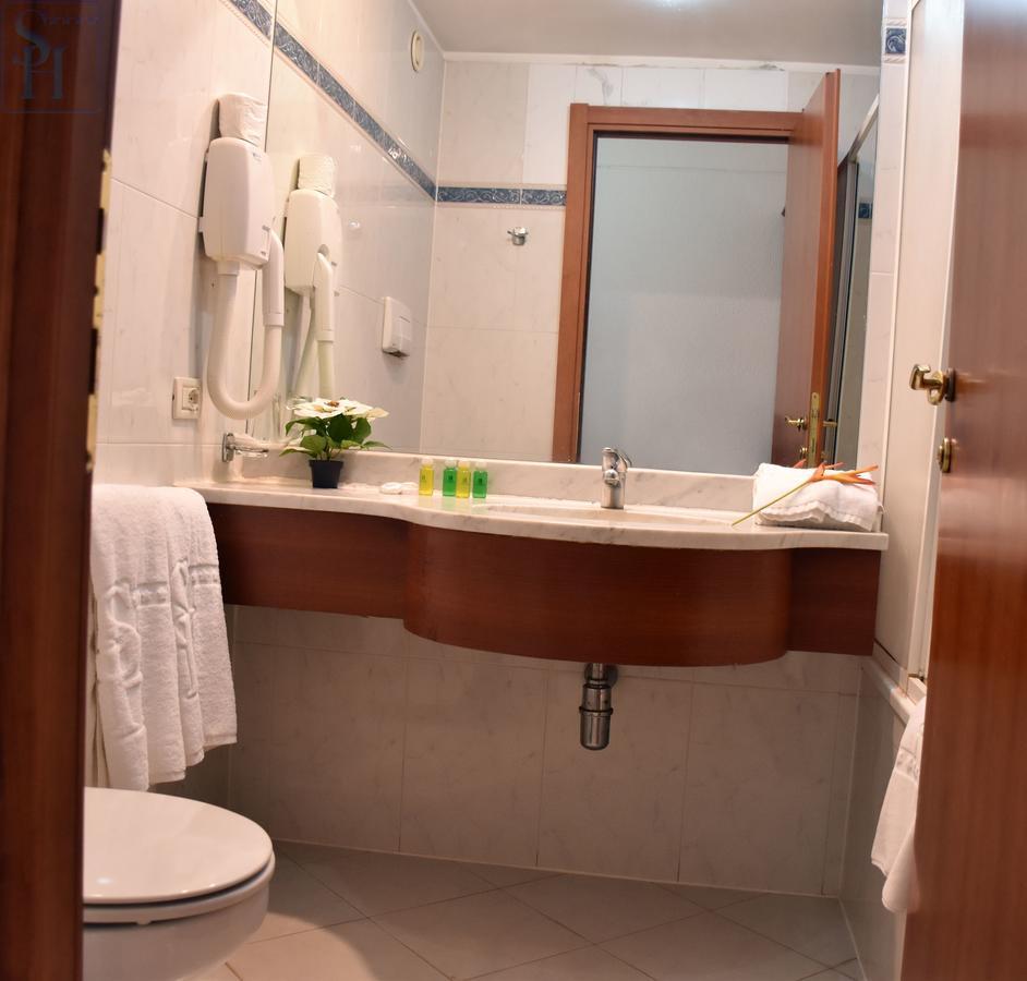 Hotel Splendid Ouagadougou Kültér fotó