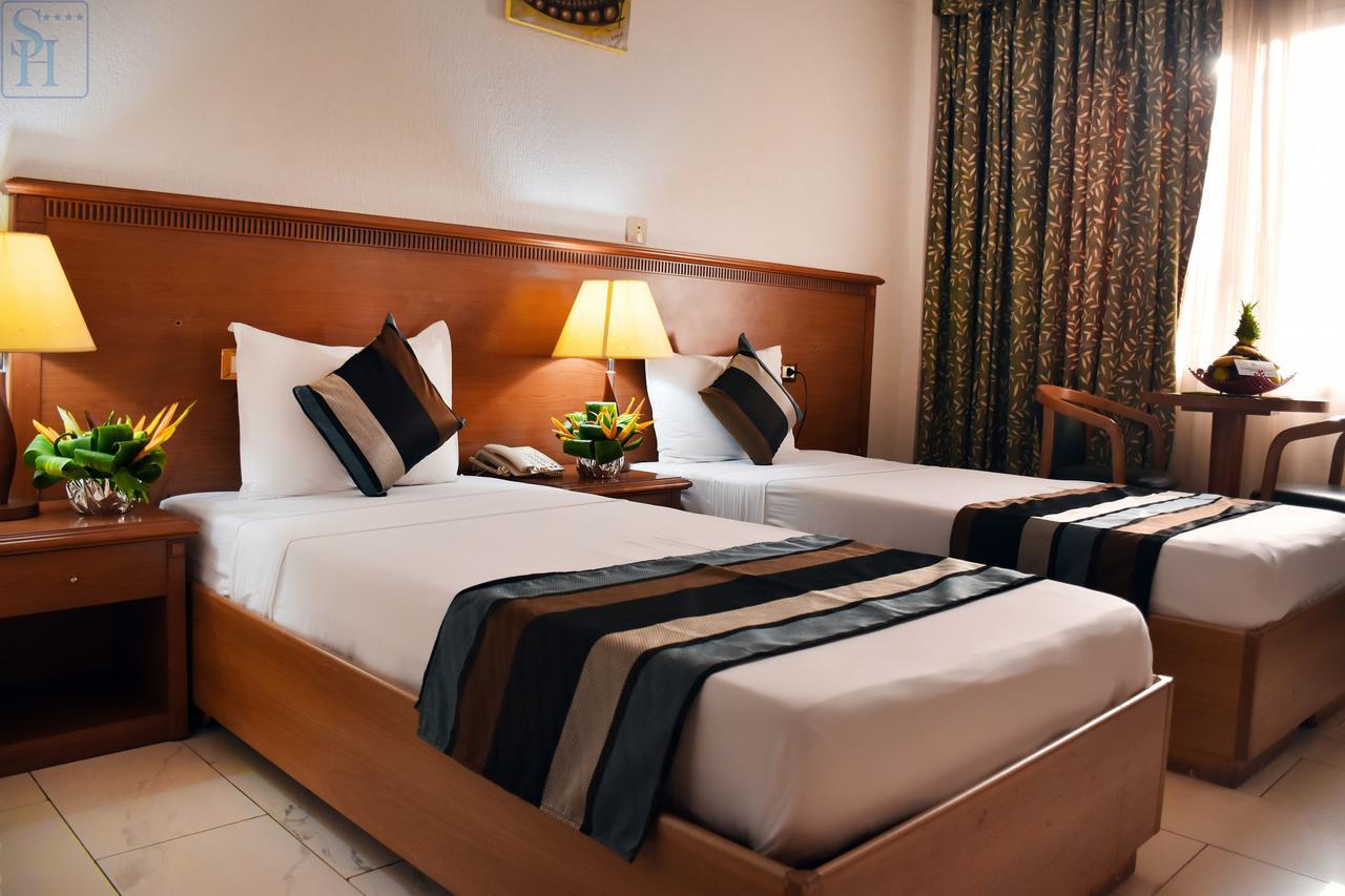Hotel Splendid Ouagadougou Kültér fotó