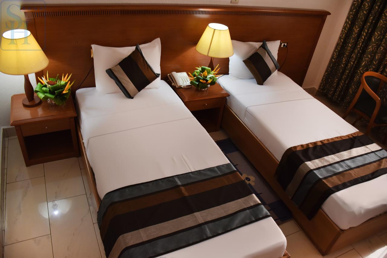 Hotel Splendid Ouagadougou Kültér fotó